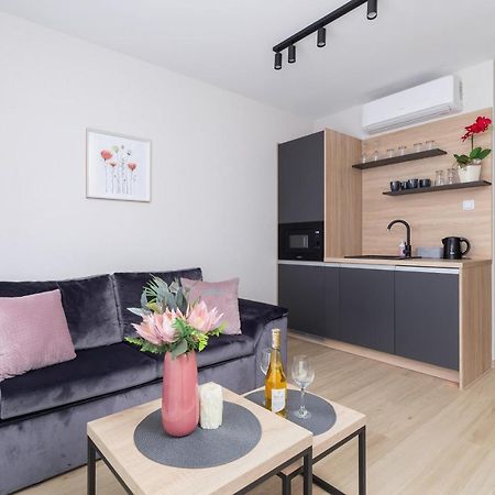 Modern Apartment Srodmiescie Krakow By Noclegi Renters Екстер'єр фото