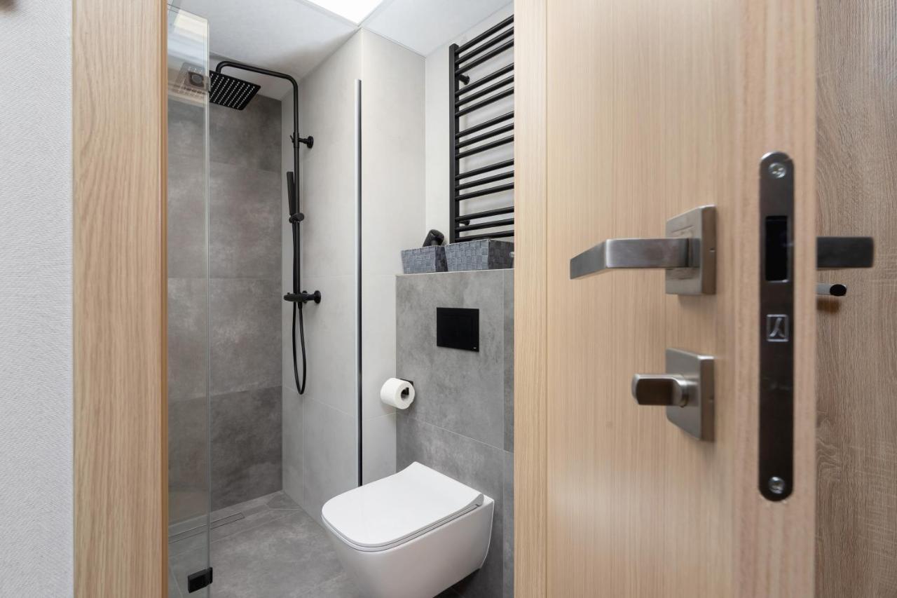 Modern Apartment Srodmiescie Krakow By Noclegi Renters Екстер'єр фото